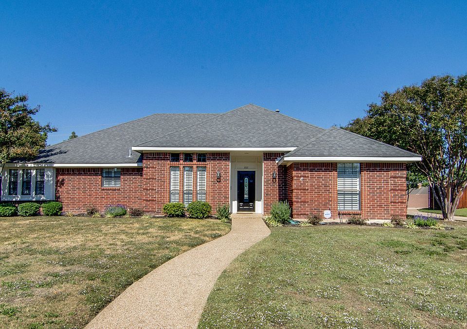 1st image of 1601 Tawakoni Ln