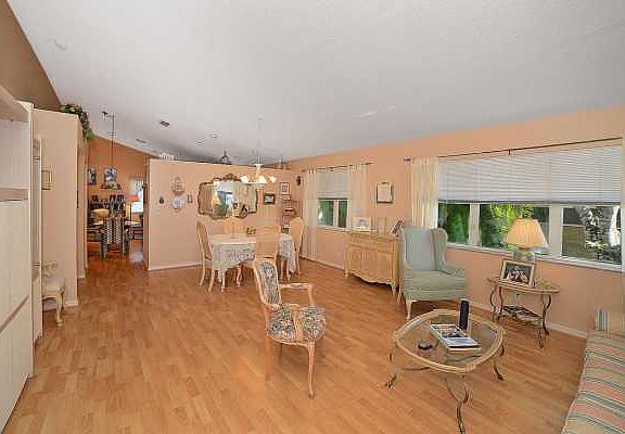 Home For Sale In SWEETWATER 1V