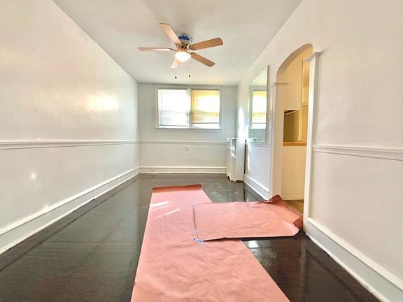 5th image of 2616 Sylmar St