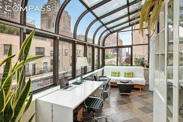 Sold by Compass | media 19