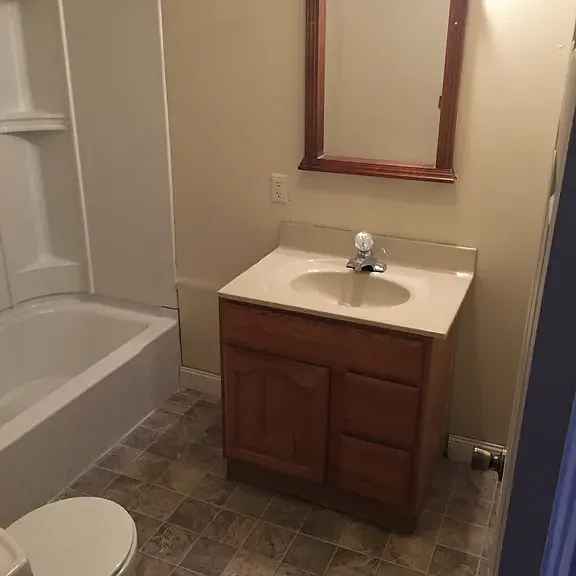 1530 E Melrose St — Photo 2