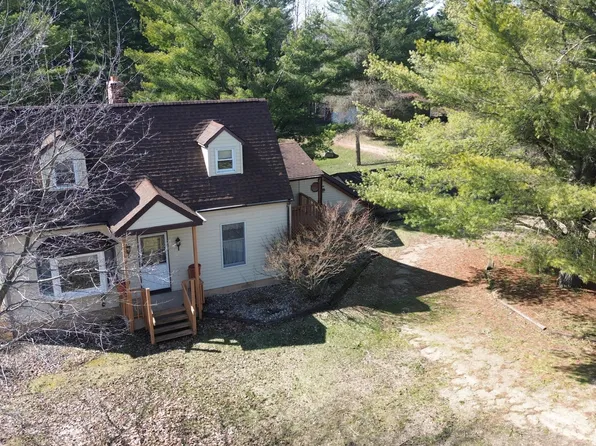 21632 90th Ave, Evart, MI 49631
