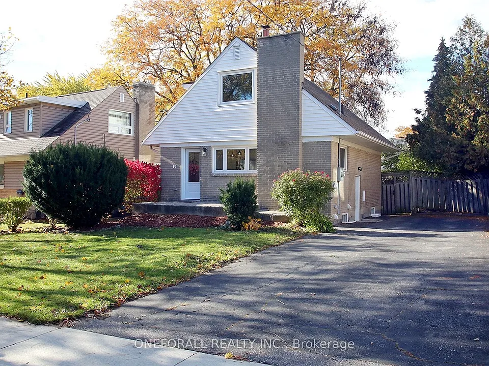 10 Esmond Cres #MAIN FLOOR 2ND FLO