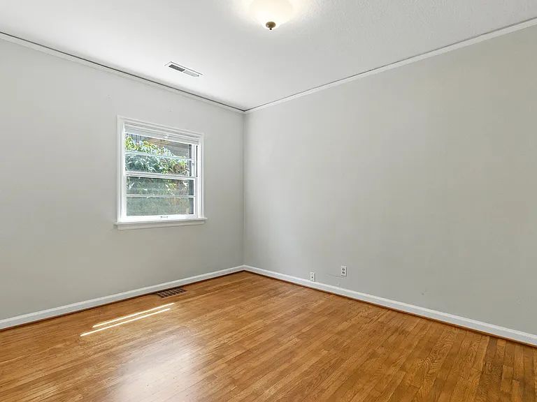 1231 NW 20th Ave — Photo 11
