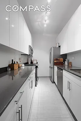 Rented by Compass | media 19