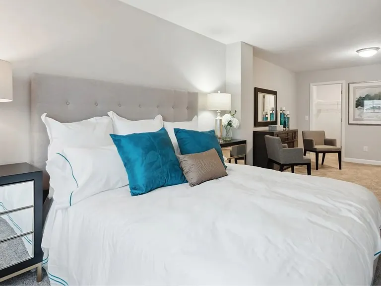15022 Adare Way — Photo 15