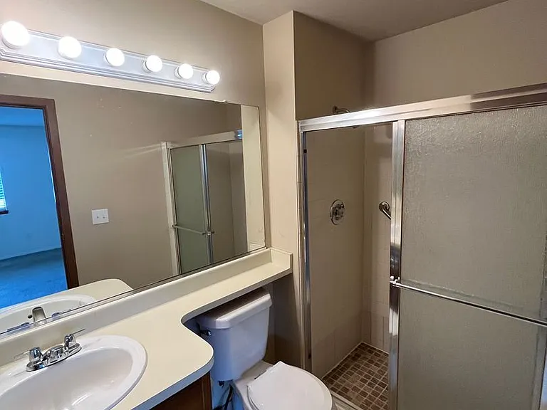 18195 E Ohio Ave #201 — Photo 14