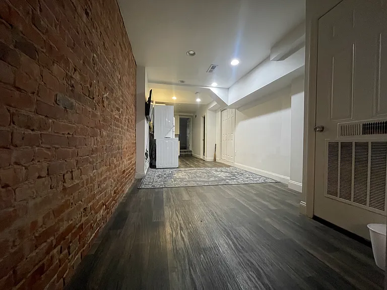 16 1/2 Wallis Ave #1 — Photo 7
