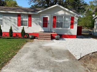 1204 Myers St, Savannah, GA 31405