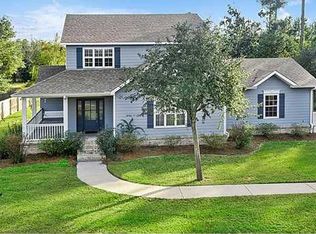106 Tenth St, Bay Saint Louis, MS 39520