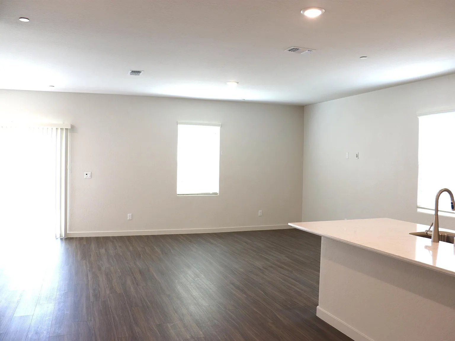 1941 Justice Ave. - 1 — Photo 4