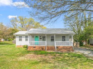 405 E Oakwood St, Mebane, NC 27302