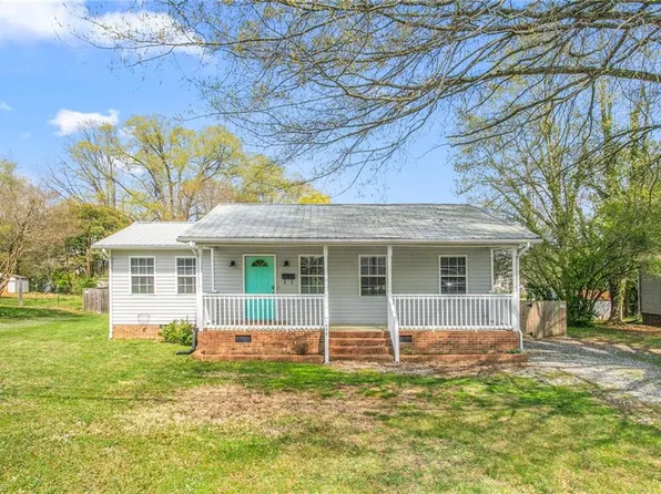 405 E Oakwood St, Mebane, NC 27302