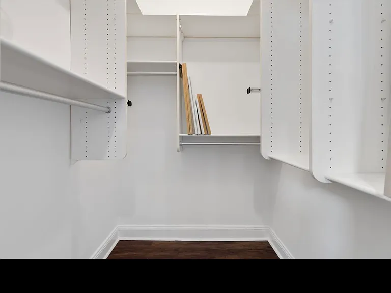 31 E 26th St #1 — Photo 13