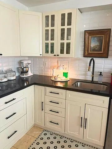 360 Ridelle Ave #1701 — Photo 6
