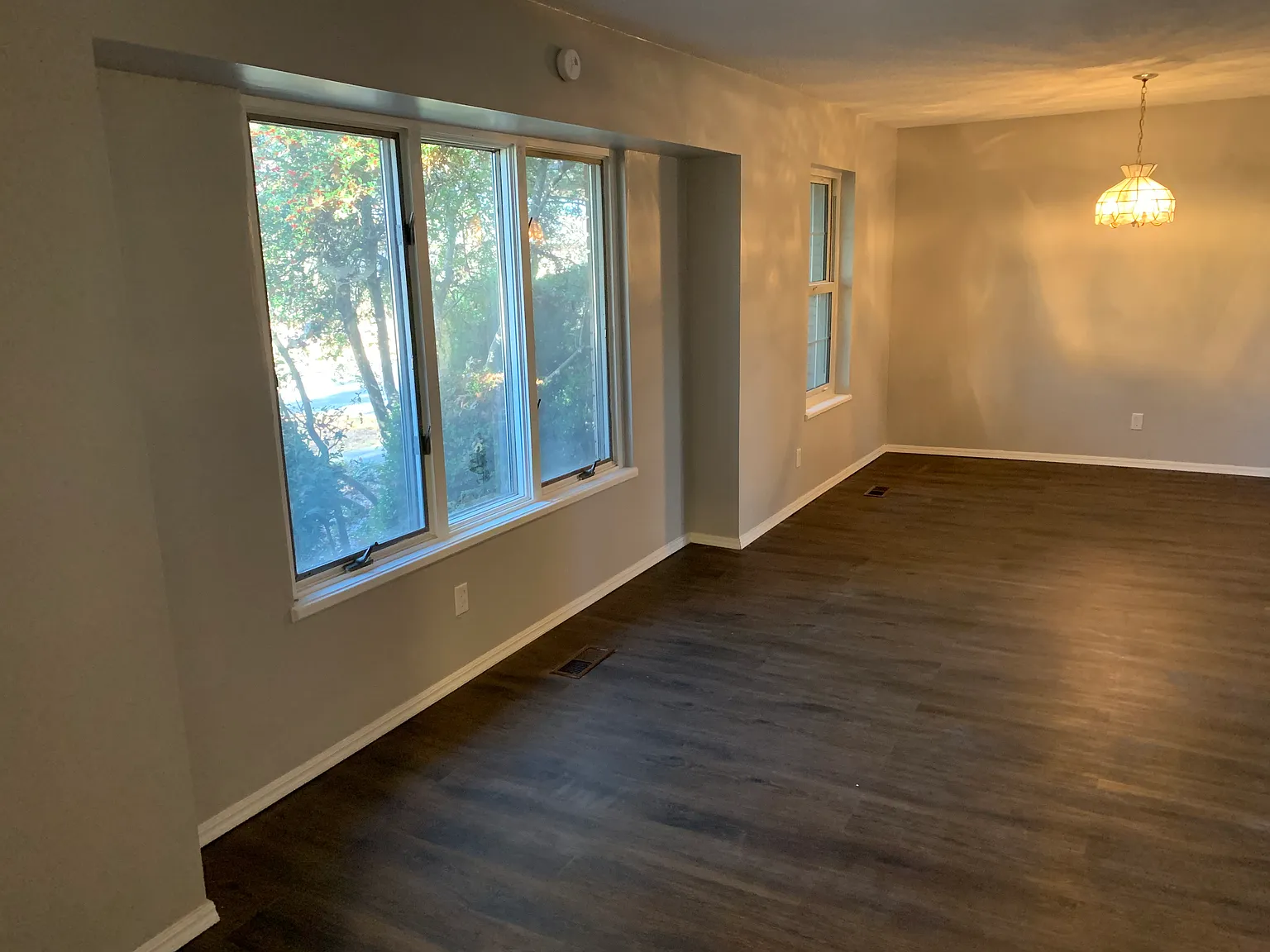 3 bed, 1821 sqft, $1,700 — Photo 2
