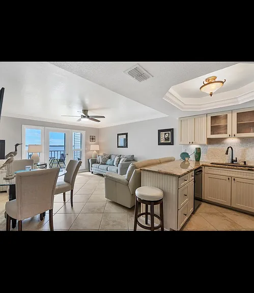 4410 Warren Ave #407 — Photo 4