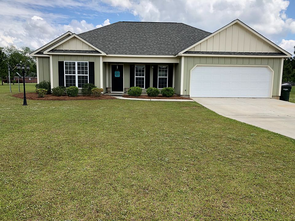1st image of 171 White Oak Dr