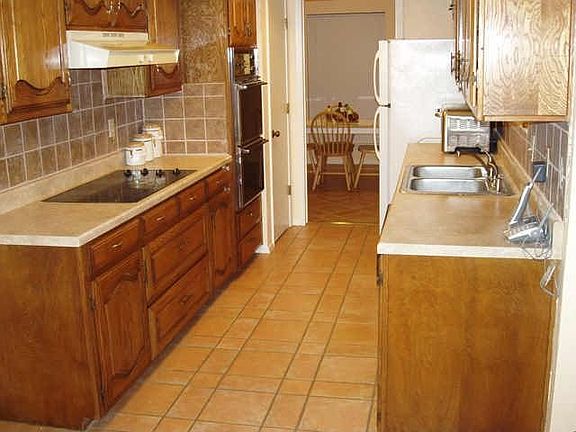 3rd image of 1109 Woodland Park Dr