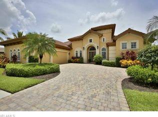 9027 Shenendoah Cir, Naples, FL 34113