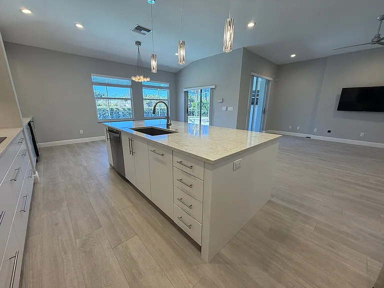 7080 Timberland Cir — Photo 15