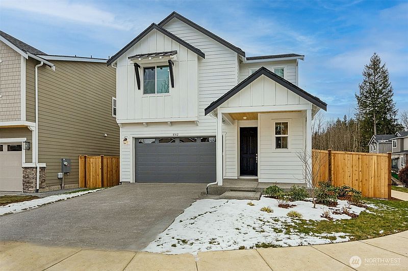 2nd image of 4655 85th Avenue NE #25