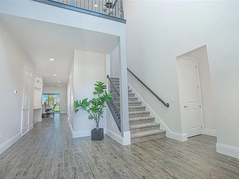 10846 Mobberley Cir — Photo 4