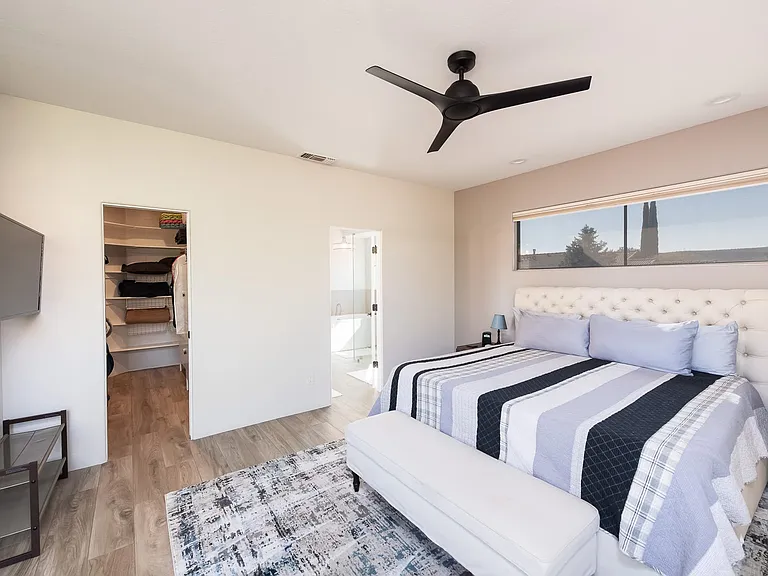 155 Quartz Dr — Photo 25