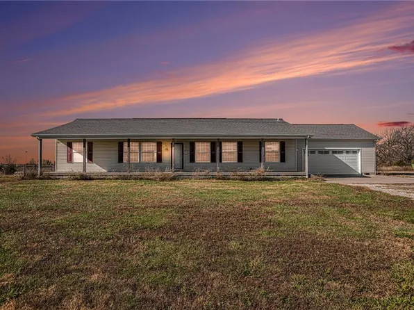 4442 Vermont Rd, Wellsville, KS 66092