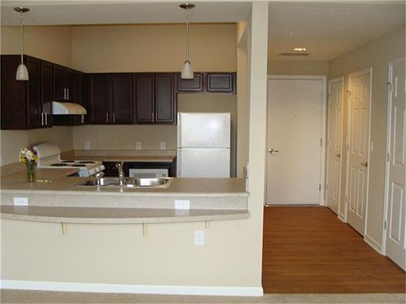 3rd image of 11047 5th St