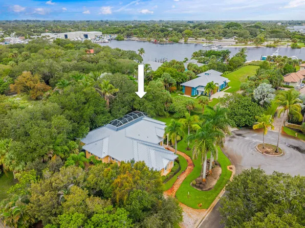 3650 SE SEA POINT Court, Stuart, FL 34997