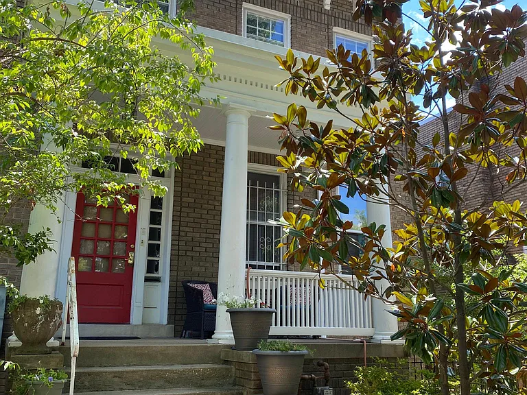 1662 Hobart St NW #1 — Photo 1