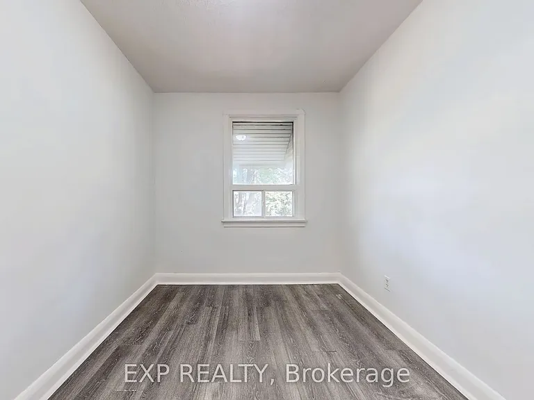 47 Boyce Ave S — Photo 20