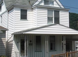 220 Armstrong Ave, Apollo, PA 15613