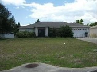 236 Country Lakes Cir, Groveland, FL 34736