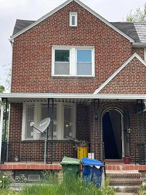 Building Photo - 3920 Fairview Ave