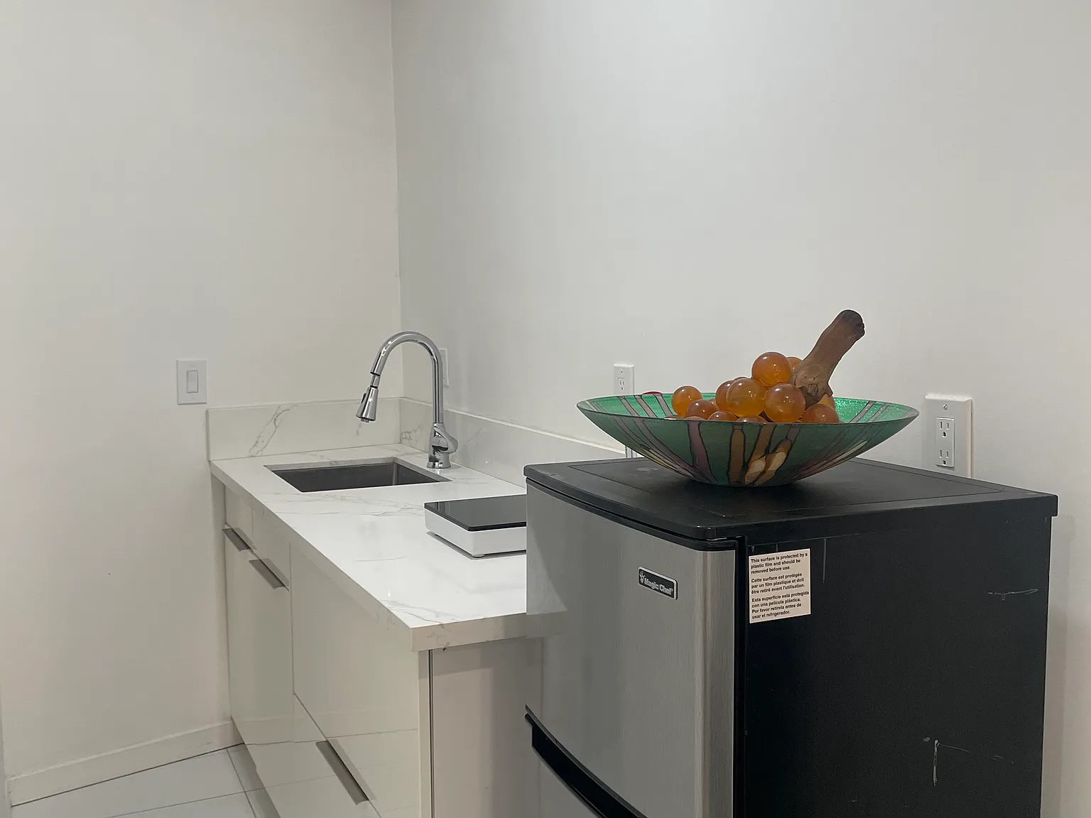 1 bed, 400 sqft, $1,600 — Photo 4