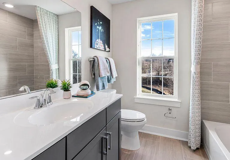 Common Bath