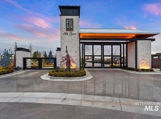 1240 S Sunset Cove Ln, Eagle, ID 83616