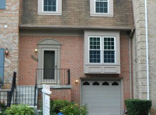 7851 Painted Daisy Dr, Springfield, VA 22152