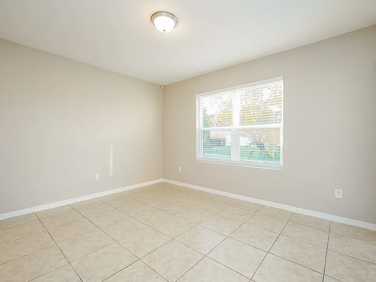 2564 Surfside Blvd — Photo 6