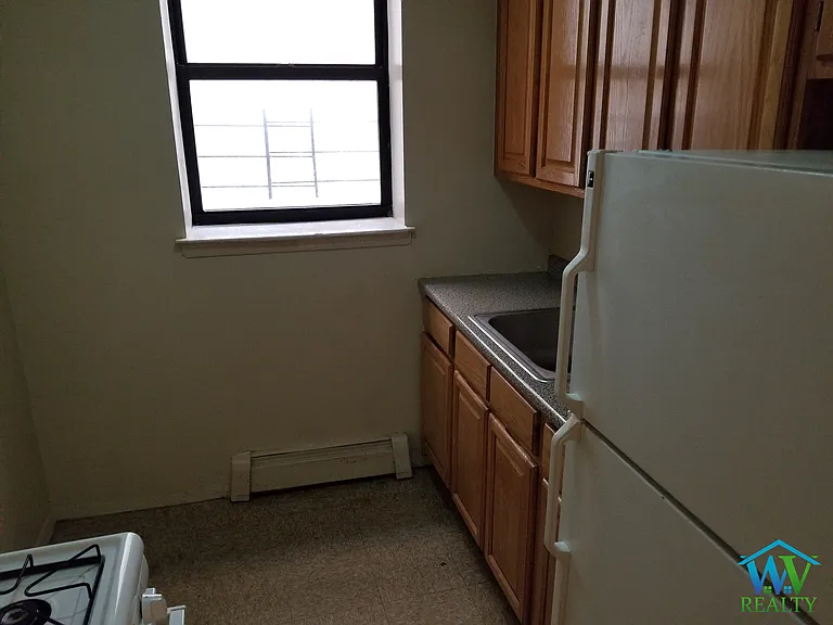 1305 Sheridan Ave #A3 — Photo 7