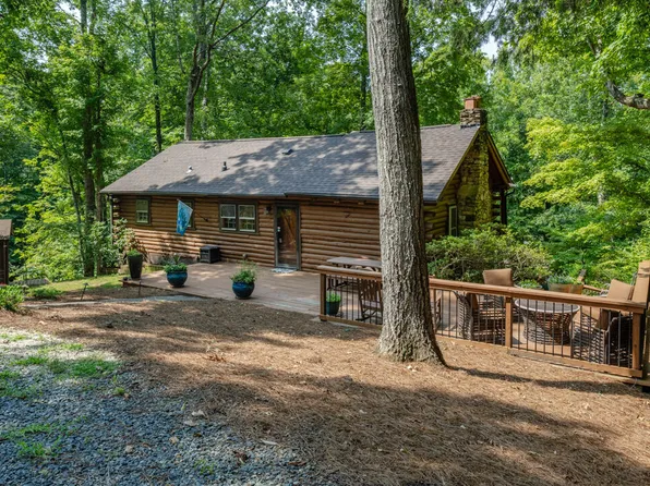 276 Beech Dr, Leasburg, NC 27291