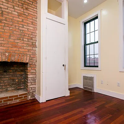 Rented by Nooklyn NYC LLC | media 11