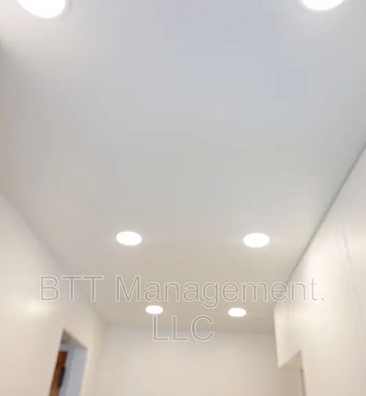 8802 Plymouth St #6 — Photo 24