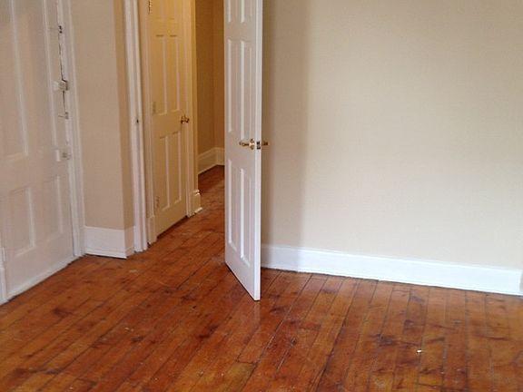 2nd image of 214 14th St #A
