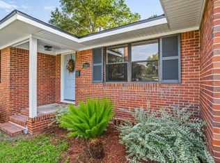 7261 Coligny Rd, Jacksonville, FL 32217