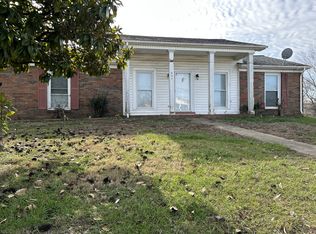 207 R W Gordon Dr, Springfield, TN 37172