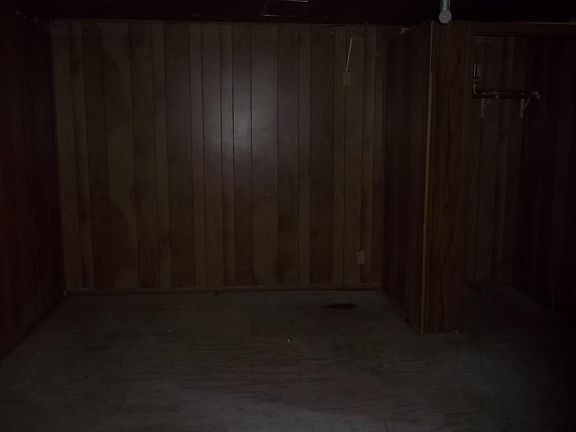 2nd image of 410 N 73rd St