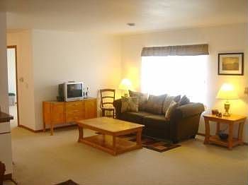 3rd image of 1751 Wildlife Dr APT 5